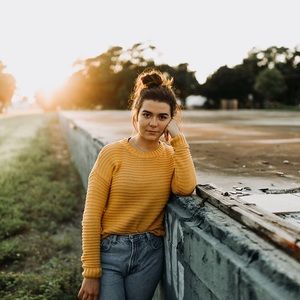 Meet your Posher, Julia